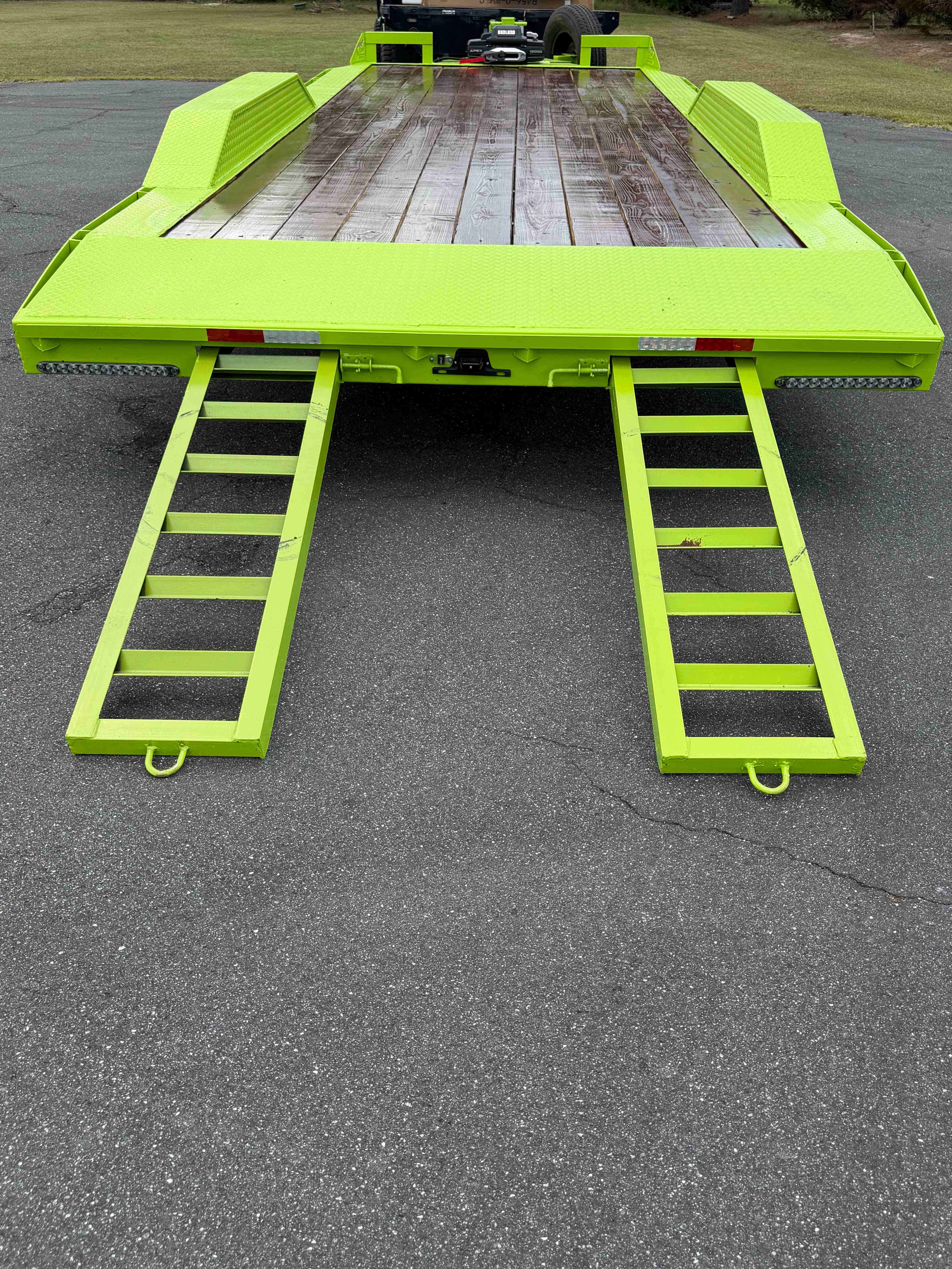 Deckover Car Hauler rental in Ellabell, GA — HAPPY HITCH Trailer Rentals