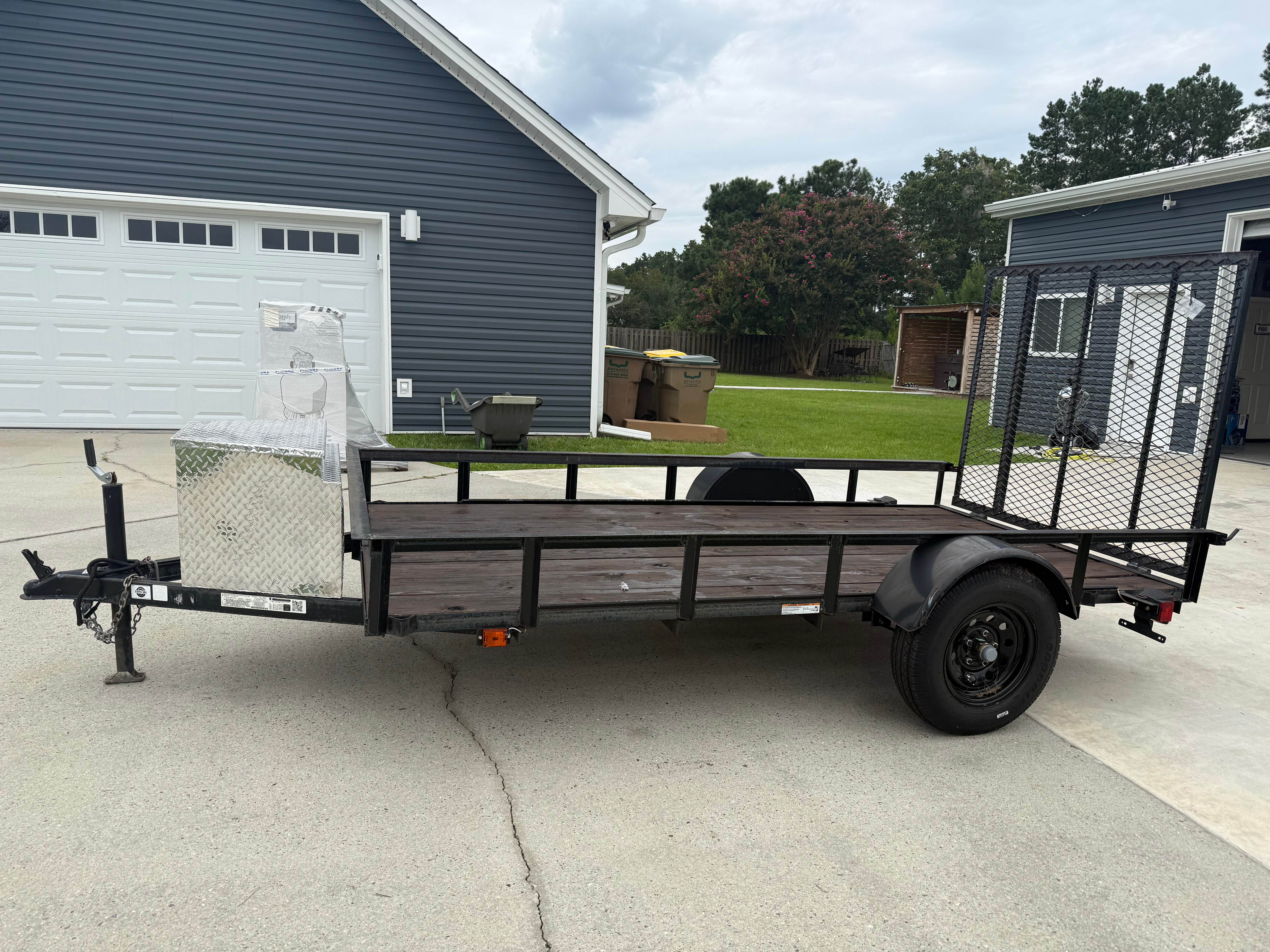 5x10 Utility Trailer rental in Ellabell, GA